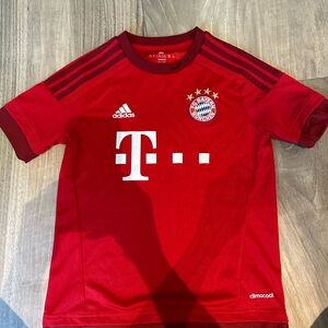Adidas Kids Red Bayern Munich Soccer Jersey 11/12